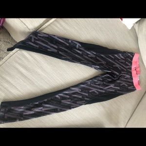XS Nike workout leggings